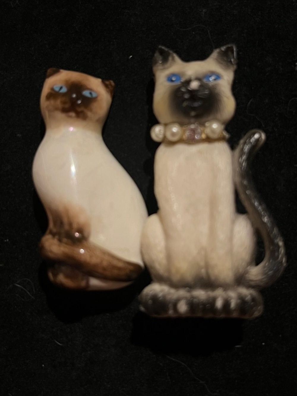 Avon Siamese Cat Brooches - Cream, Brown & Blue